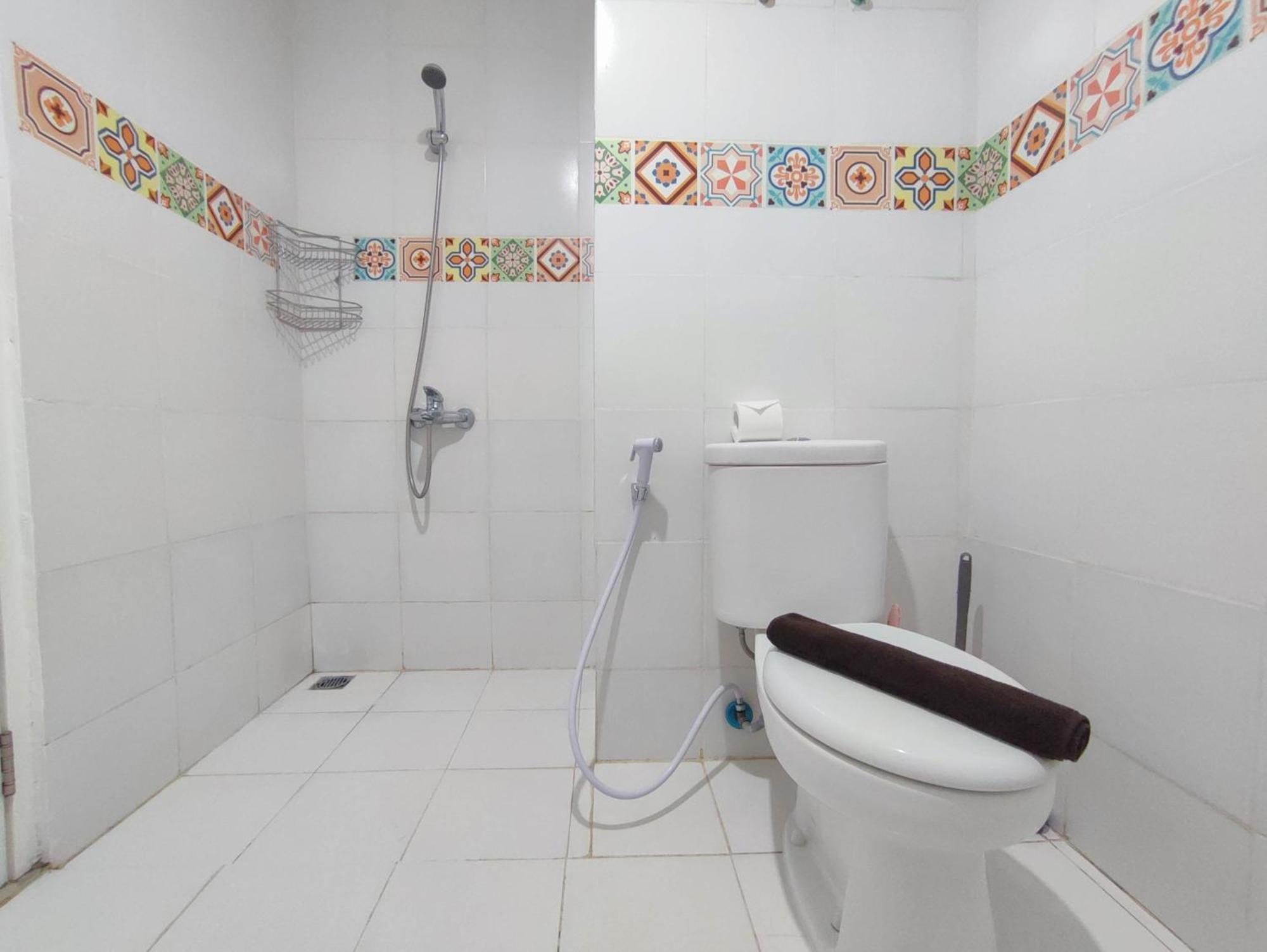 Apartemen Simple And Homey At Paltrow By Travelio *
