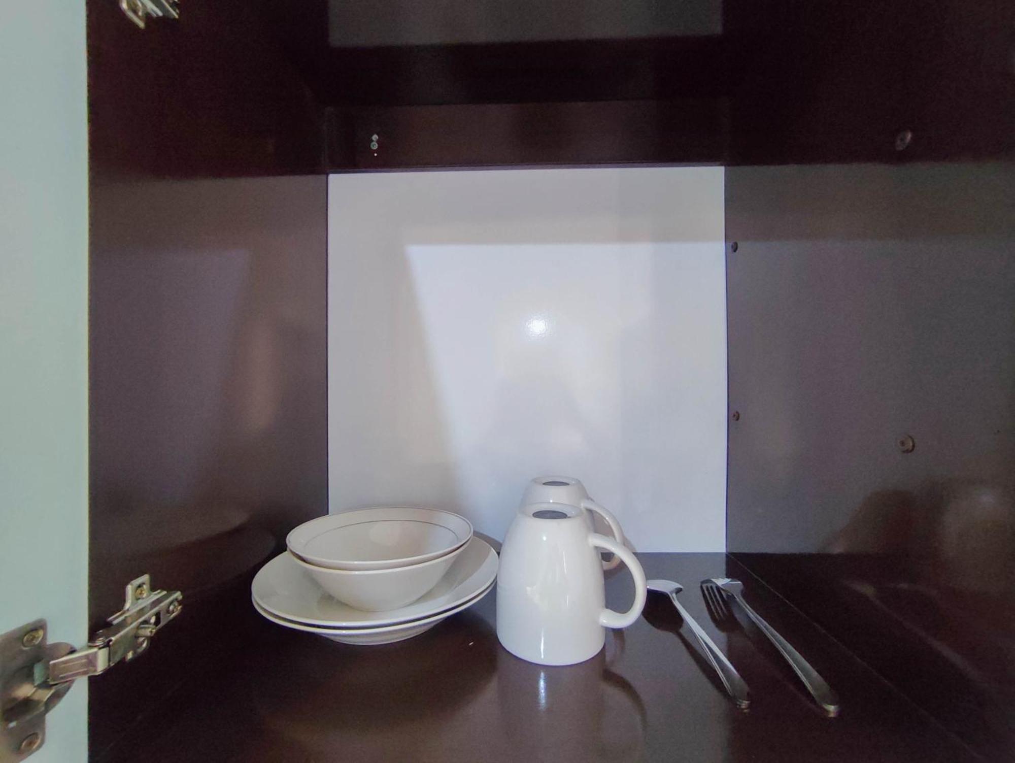 Simple And Homey At Paltrow By Travelio Apartemen *