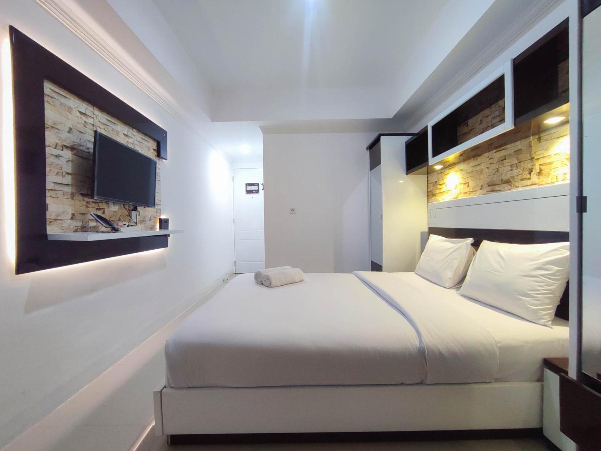 Simple And Homey At Paltrow By Travelio *